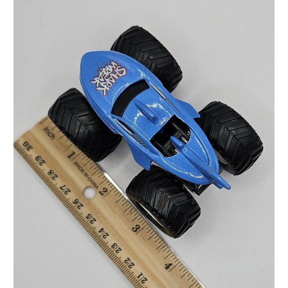 Hot Wheels Monster Jam Truck Shark Wreak 1:64 Scale Captian Carlyle Blue Matalic - Picture 11 of 11